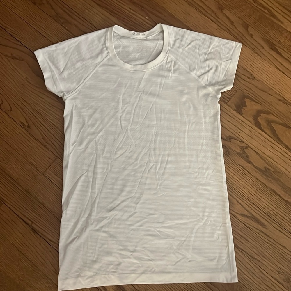 Lululemon Swiftly Tech